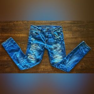American Eagle Outfitters ripped skinny jeans